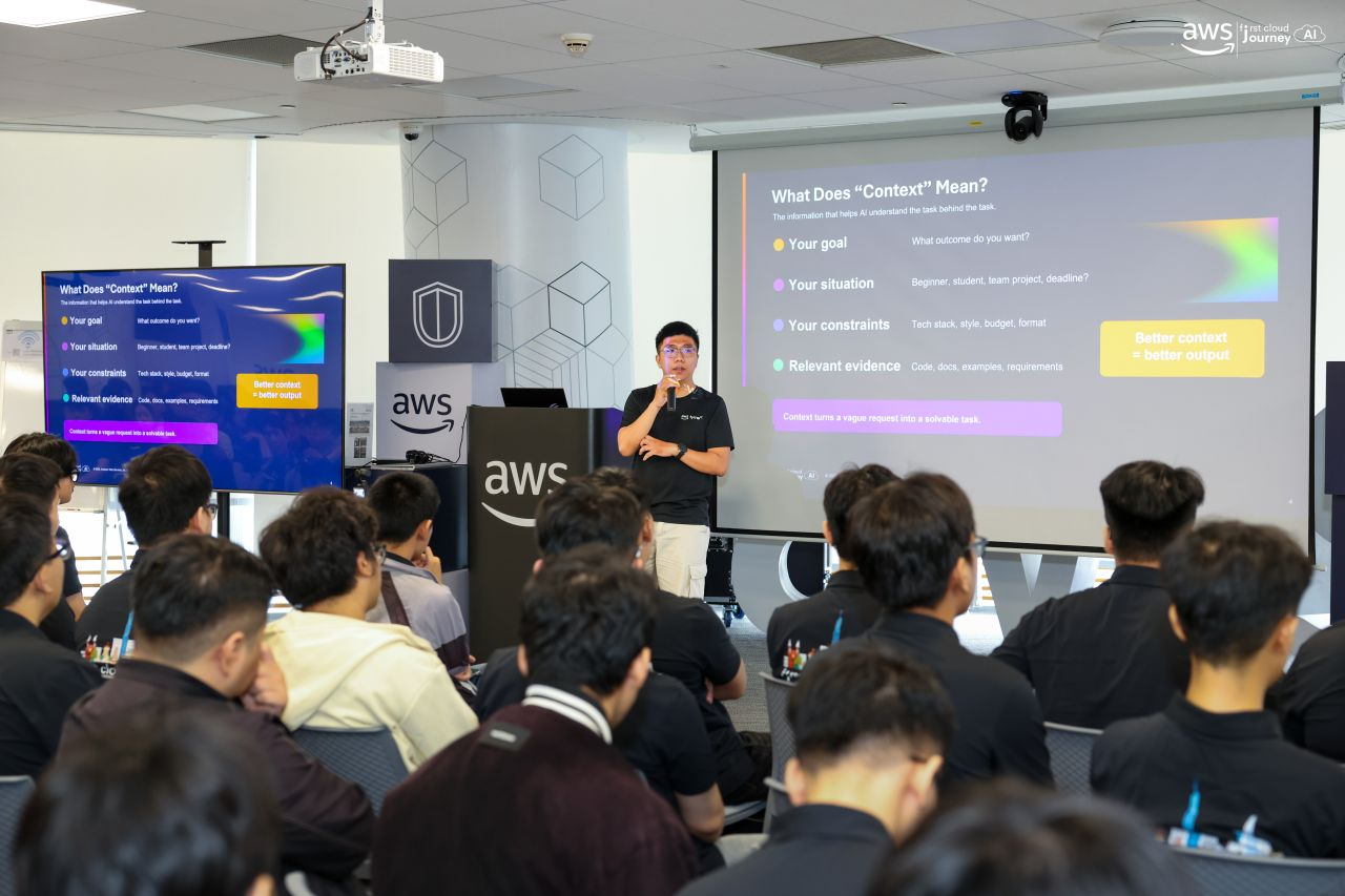 The components of effective context for AI